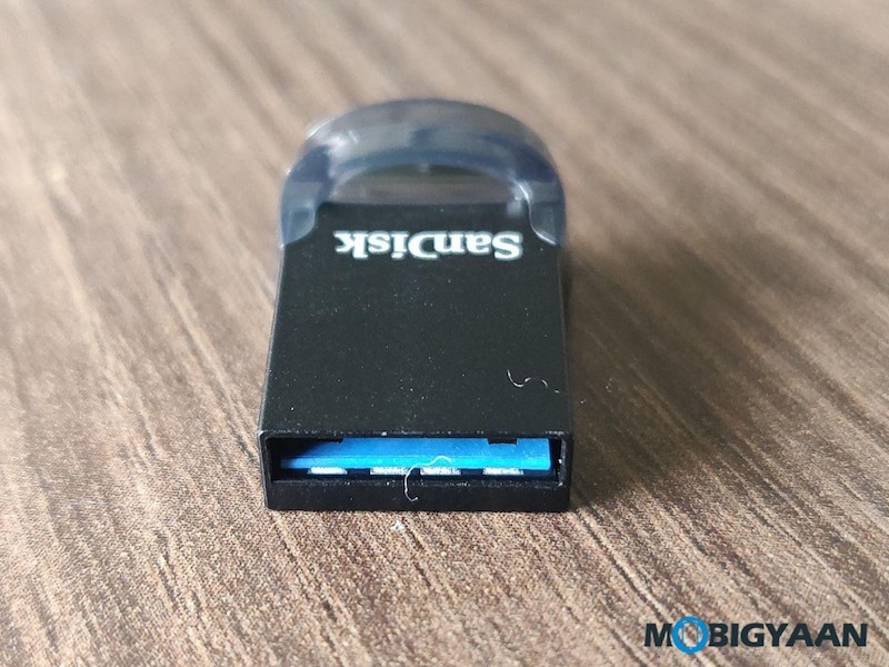 Sandisk Cruzer Fit 4Gb Usb 2.0 Flash Drive  This sandisk is a great