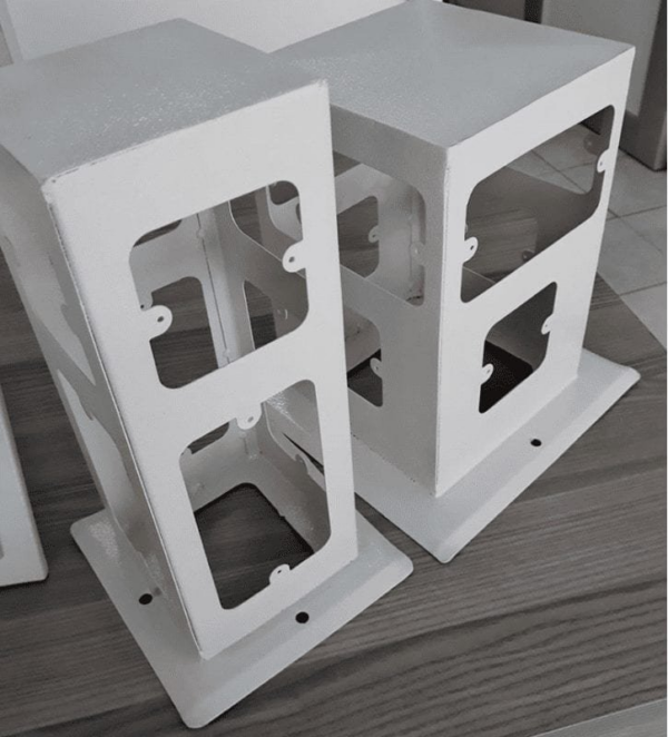 8-Port-100mm-Socket-Pedestal